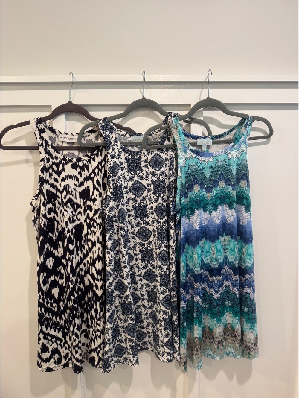 Veronica M. 3 Dress Bundle Floral Print Sleeveless Midi Dresses M & L Made USA